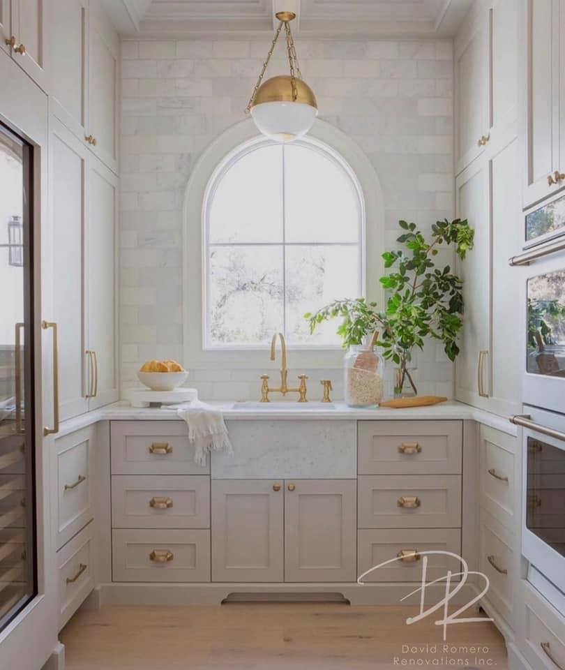 Custom bathroom vanity cabinetry with tile, San Diego