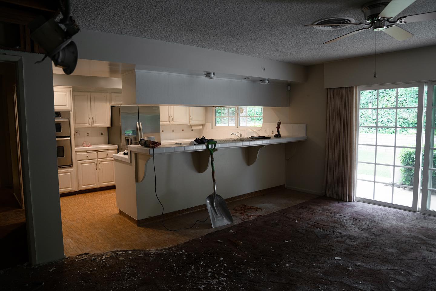 Modern San Diego kitchen remodel with custom cabinets